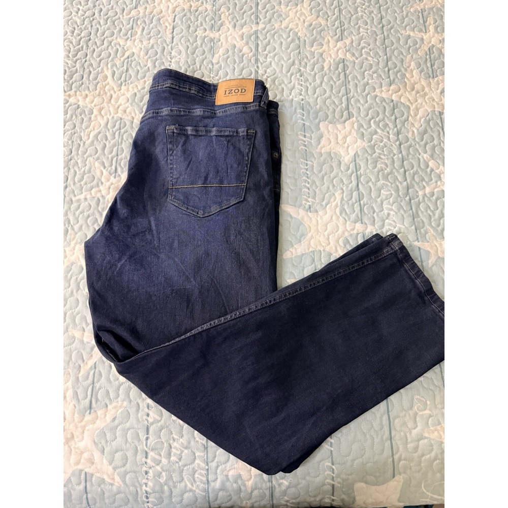 Izod Men's Straight Relaxed Fit Blue Jeans 38x30 Leather Patch